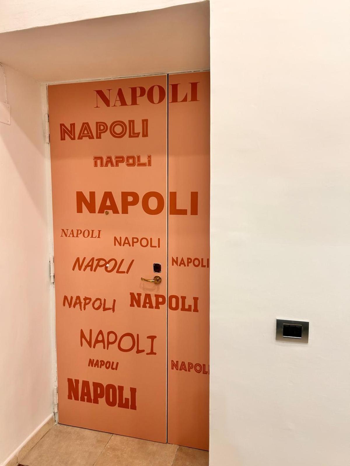 Suite Conte Poderico Neapel Exteriör bild